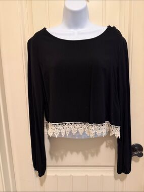Forever 21 - Black Long-Sleeve Crop Top Blouse with White Lace Trim